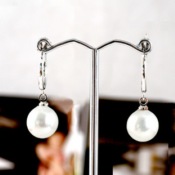 Simple betsey pearl earrings  Eh00228white