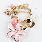 Fashion shell and five-leaves loreta multi-layer bracelet