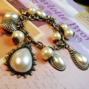 Retro heart,waterdrop and peal bracelet