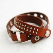 Individual rivet leather bracelet Sl00087coffee