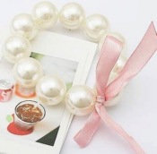 Refreshing pink bowknot and pearl bracelet