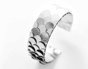 Individual squama bangle  Sz00043silver