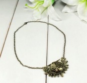 Individual Vintage retro feather owl necklac  