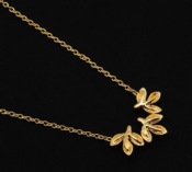 Simple three-leaf necklace  Xl00236gold