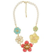 camellia pearl necklace  Xl00303