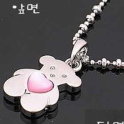 Popular peach heart little bear necklace Xl00361